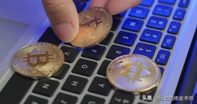 在比特幣遇到區(qū)塊鏈時(shí)，虛擬貨幣大戰(zhàn)