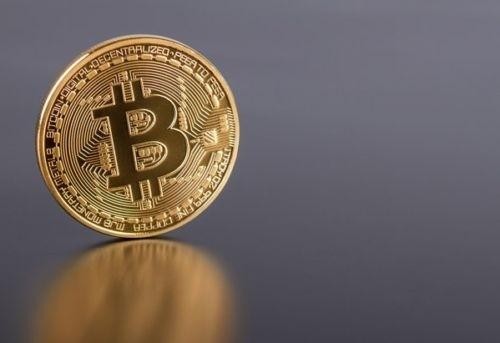 20天內(nèi)，比特幣回到了30,000元的高地；比爾·蓋茨改用了Android，微軟完全放棄了Windo