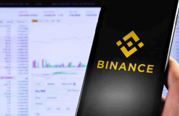 比特幣期貨漲超3.8%站上6萬(wàn)美元關(guān)口